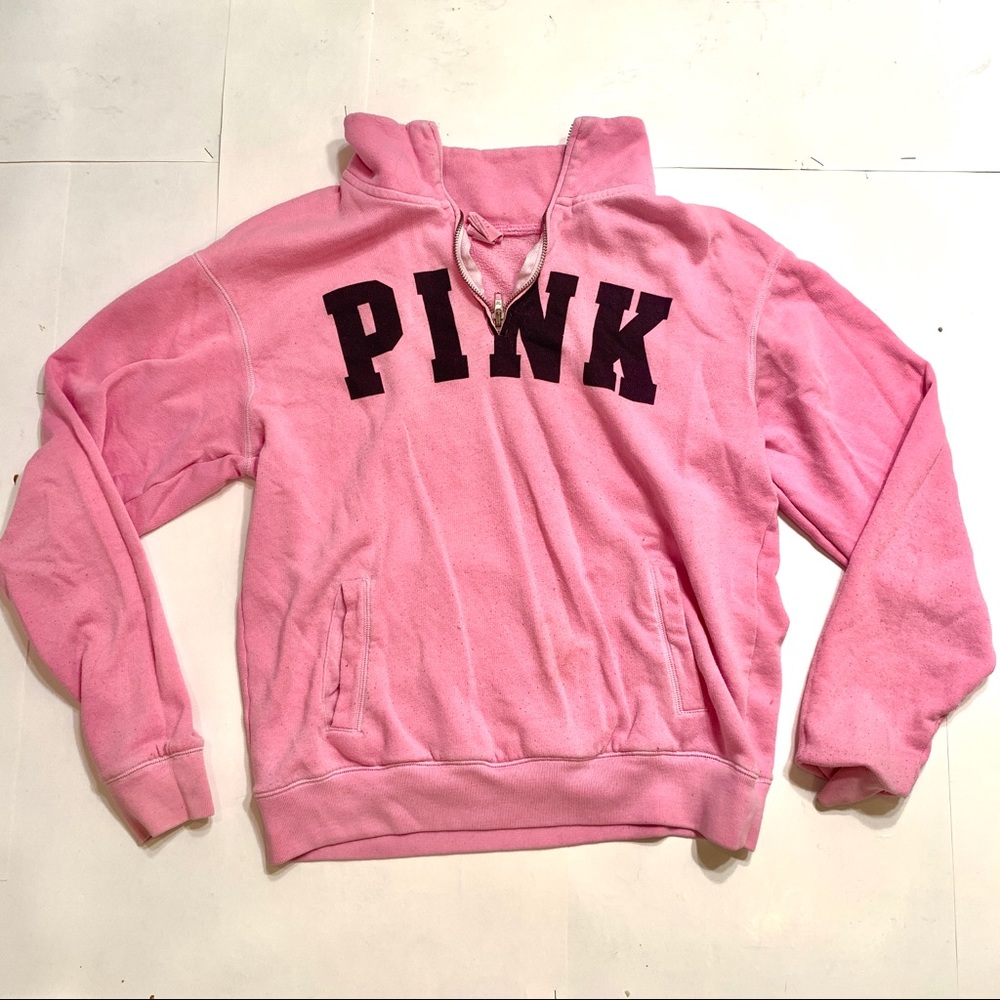 VS PINK Logo Pullover